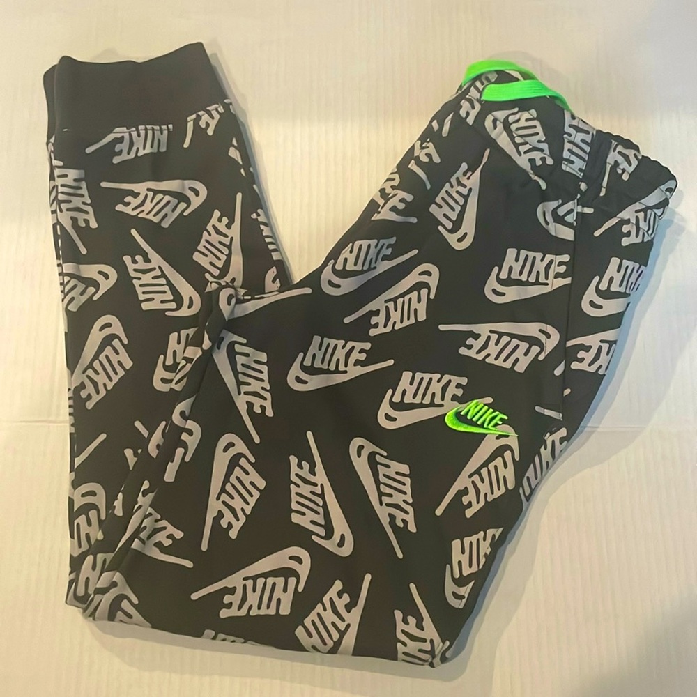 Nike Youth Lg Grey Sweatpants with Lime accents